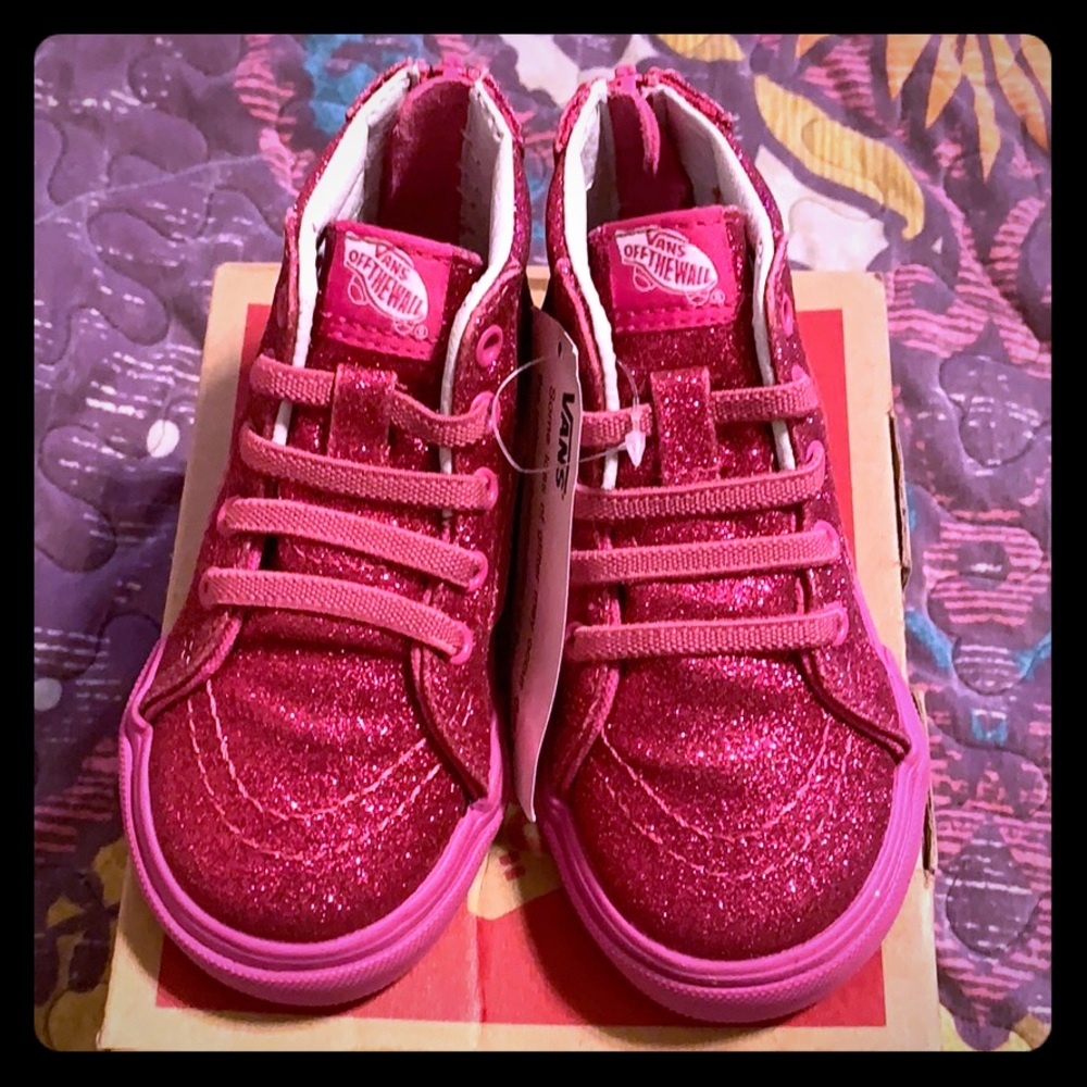 NWT Vans HiTop Zip Sneakers Girls Toddler Size 6